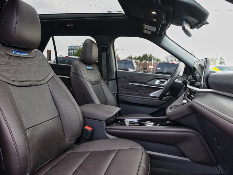2026 Ford Explorer Platinum | 4WD | Lux Leather | 21S