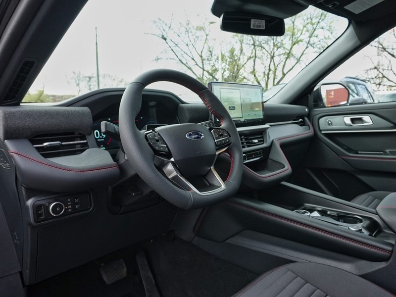 2026 Ford Explorer St-Line | 4WD | Roof | Prem Pkg | Street Pk