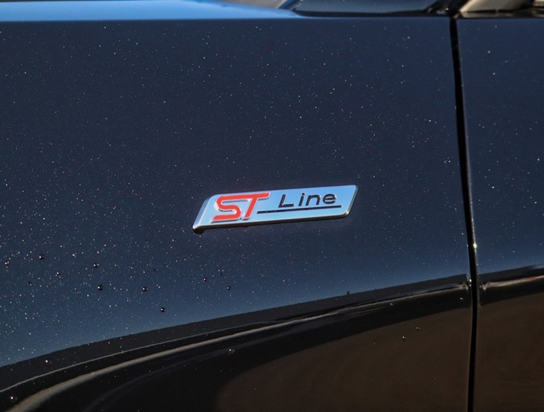 2026 Ford Explorer St-Line | 4WD | Prem Pkg | Street Pk | Roof