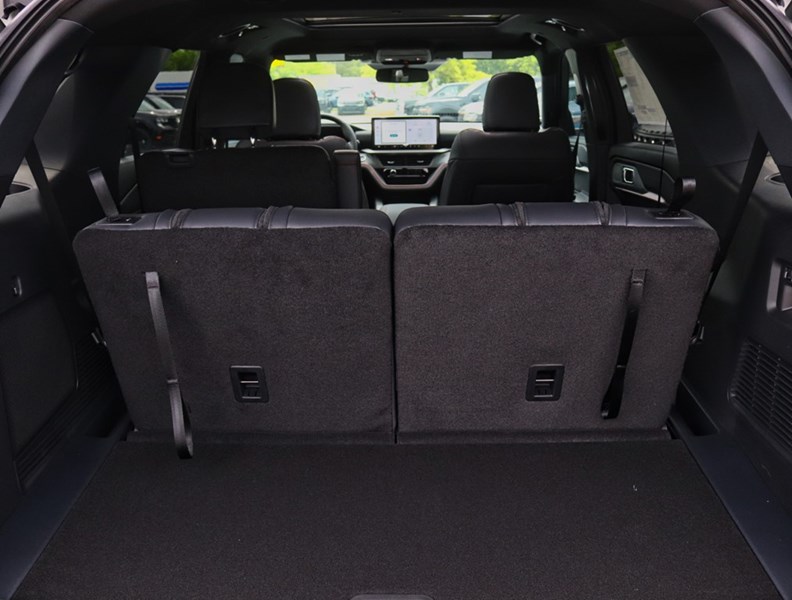 2026 Ford Explorer St-Line | 4WD | Roof | Prem Pkg | Street Pk