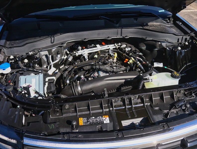 2026 Ford Explorer Active | 4WD
