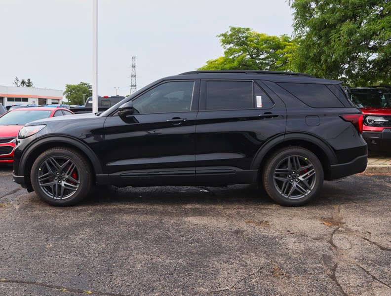 2026 Ford Explorer ST | 4WD | Roof | 360 | Adptv Cruise | Tow | 21S
