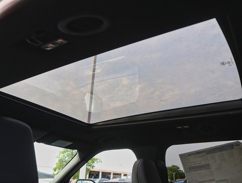2026 Ford Explorer St-Line | 4WD | Roof | Prem Pkg | Street Pk