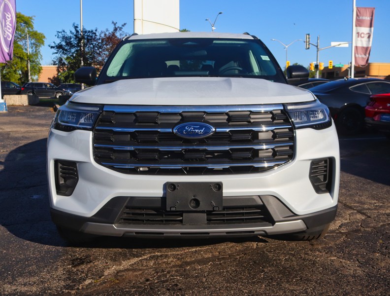 2026 Ford Explorer Active | 4WD