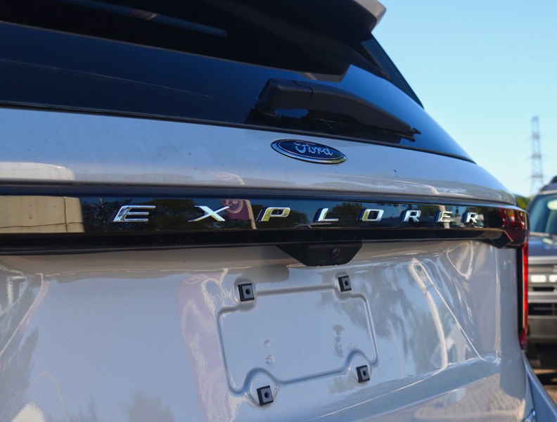 2026 Ford Explorer Active | 4WD