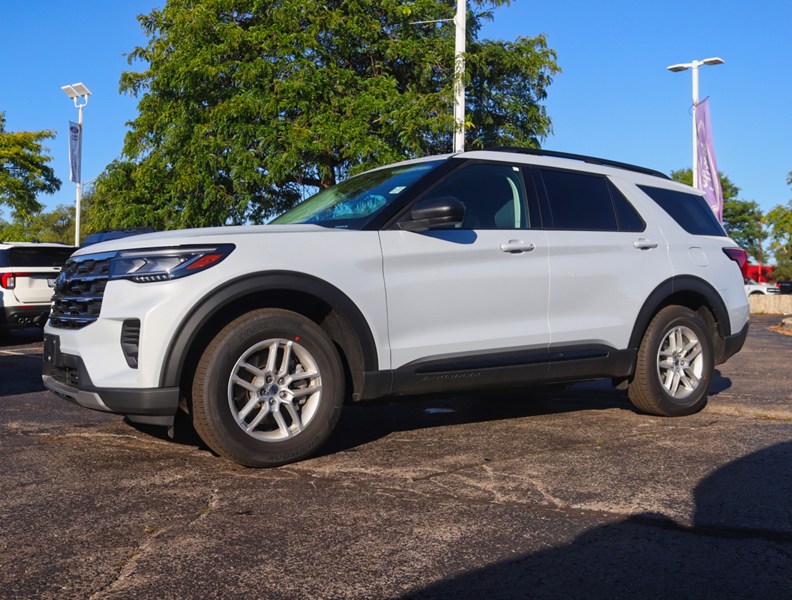 2026 Ford Explorer Active | 4WD