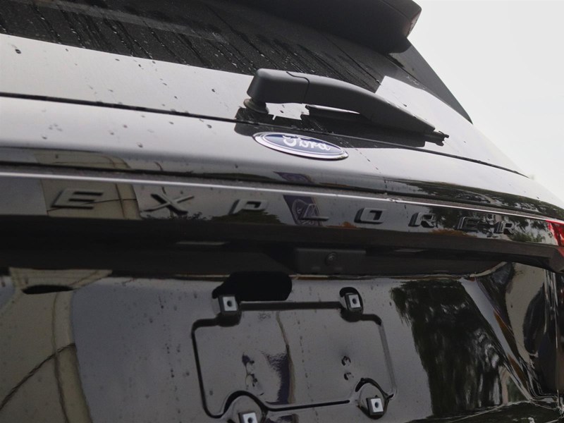 2026 Ford Explorer Platinum 4WD