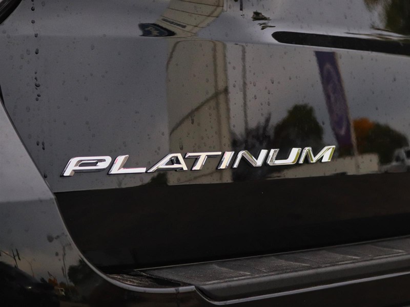 2026 Ford Explorer Platinum 4WD