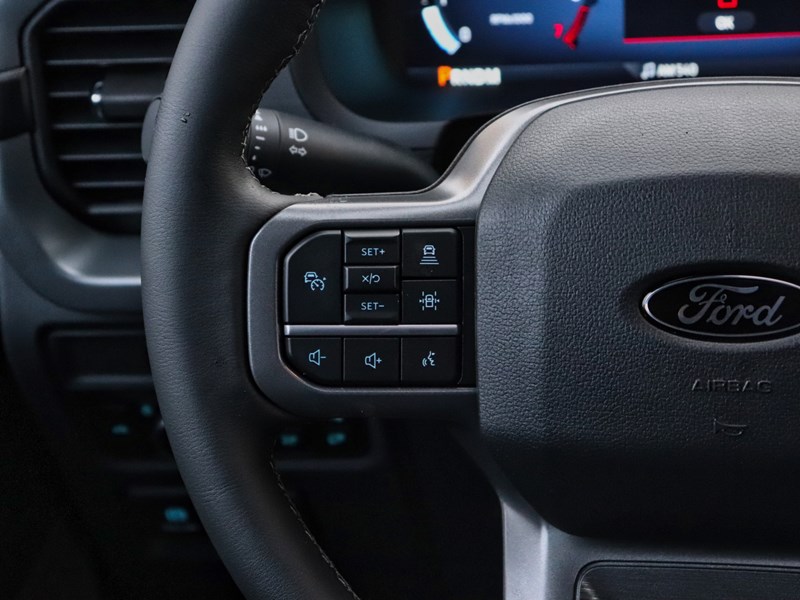 2026 FORD F-150 XLT | 4X4 | 2.7L | 303A | BLK PK PLS |ROOF |BD UTL