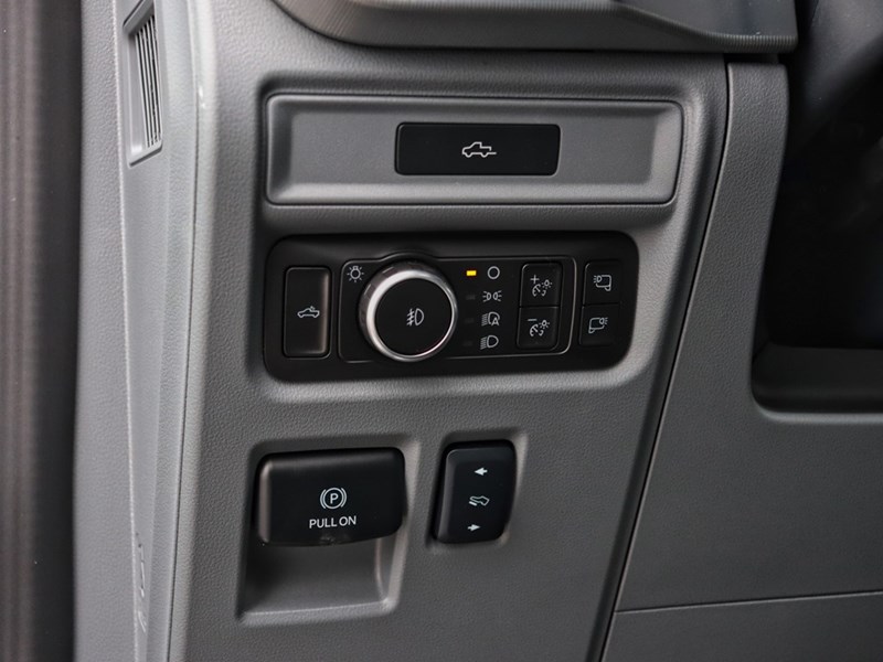 2026 Ford F-150 LARIAT | 4X4 | 5.0L | 502A | CHRM PK| ROOF | BED U