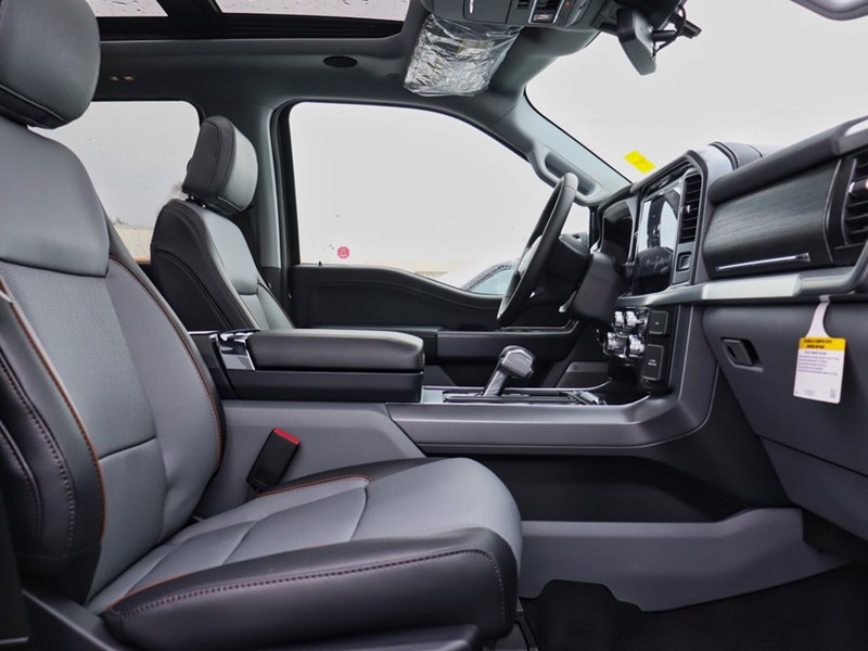 2026 Ford F-150 LARIAT | 4X4 | 5.0L | 502A | CHRM PK| ROOF | BED U