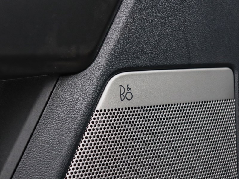 2026 Ford F-150 LARIAT | 4X4 | HYBRID | 501A | BLK PK | ROOF