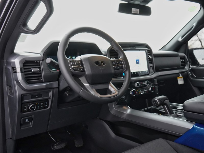 2026 Ford F-150 XLT | 4X4 | Hybrid | 302A | Blk Pk | Fx4 | Bed Utl