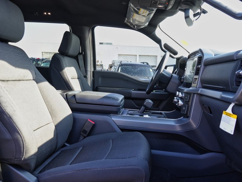 2026 Ford F-150 XLT | 4X4 | Hybrid | 302A | Blk Pk | Fx4 | Bed Utl