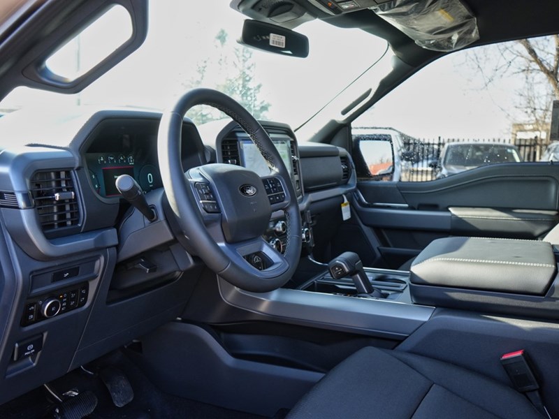 2026 Ford F-150 XLT | 4X4 | Hybrid | 302A | Blk Pk | Fx4 | Bed Utl