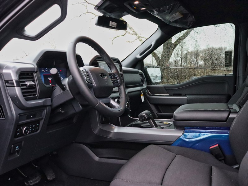 2026 Ford F-150 XLT | 4X4 | HYBRID | 302A | BLK PK | FX4 | BED UTL