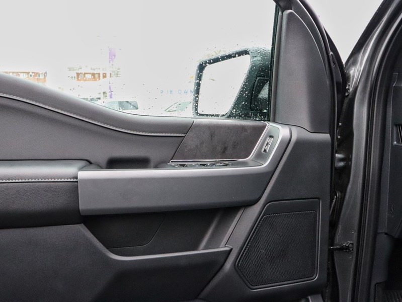 2026 Ford F-150 XLT | 4X4 | 2.7L | 301A |Blk Pk | 18S