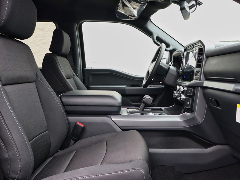 2026 Ford F-150 XLT | 4X4 | 3.5L | 302A | Blk Pk Pls | Bed Utl
