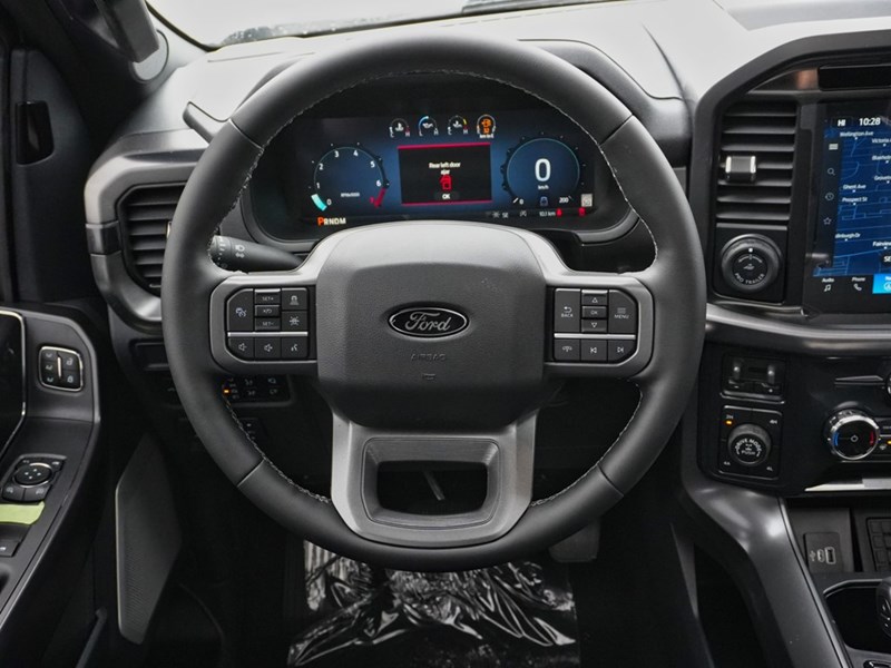 2026 Ford F-150 Lariat|4X4 |3.5L |502A |Blk Pk Pls |Roof |Bed Utl