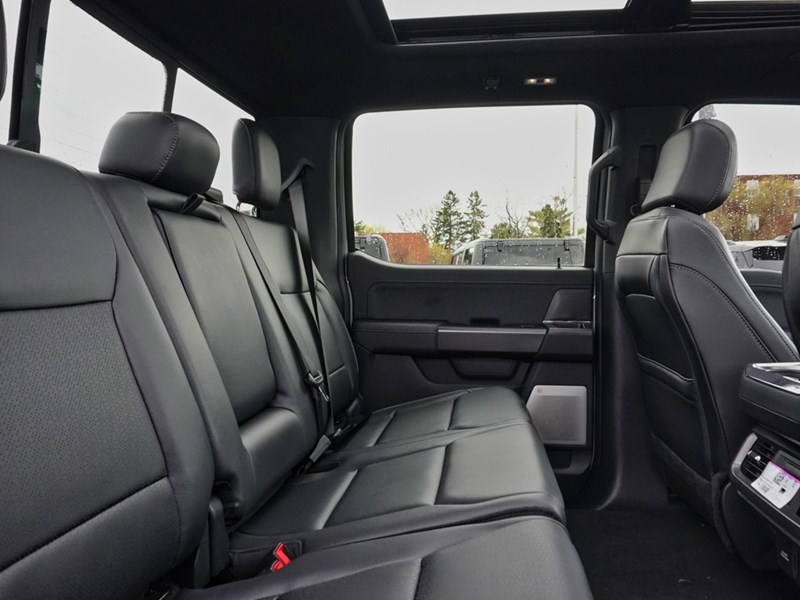 2026 Ford F-150 Lariat|4X4 |3.5L |502A |Blk Pk Pls |Roof |Bed Utl