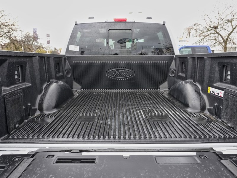 2026 Ford F-150 Lariat|4X4 |3.5L |502A |Blk Pk Pls |Roof |Bed Utl