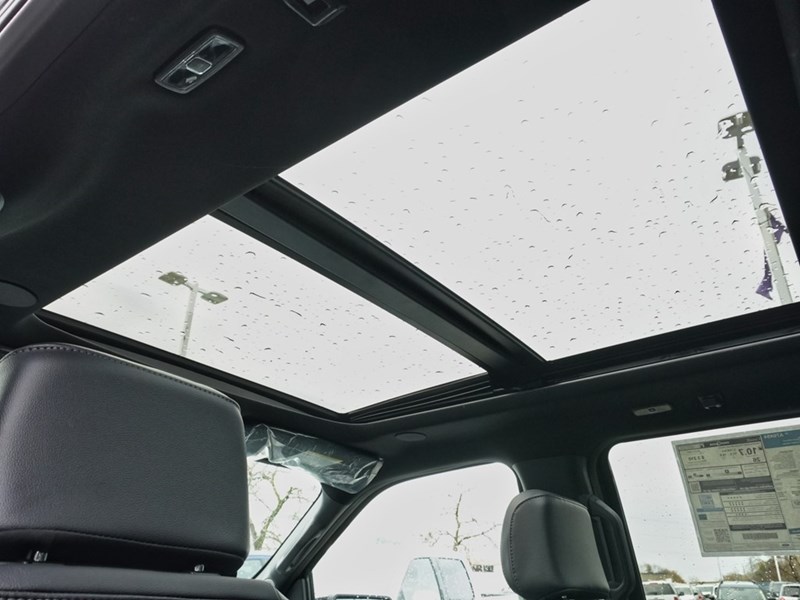 2026 Ford F-150 Lariat | 4X4 | Hybrid | 502A | Blk Pk | Roof
