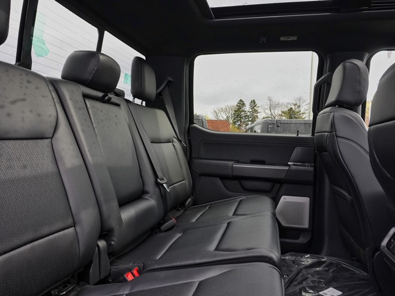 2026 Ford F-150 Lariat | 4X4 | Hybrid | 502A | Blk Pk | Roof