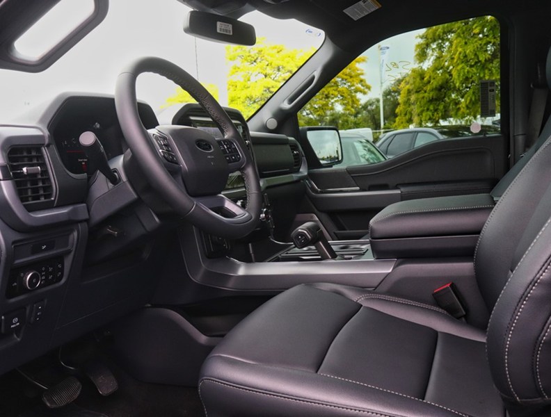 2026 Ford F-150 XLT | 4X4 | 3.5L | 303A | Blk Pk Pls | Tonneau