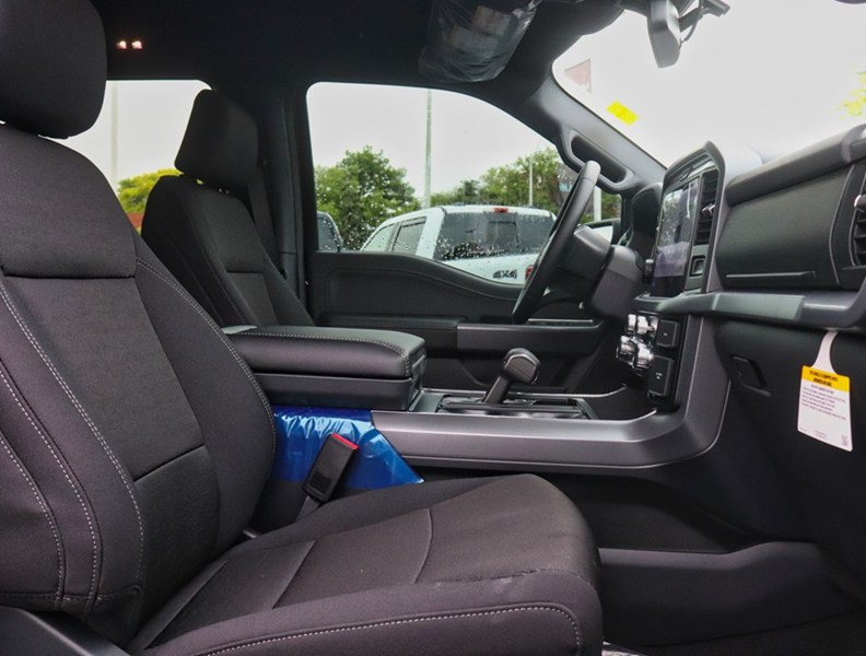 2026 Ford F-150 XLT | 4X4 | Hybrid | 302A | Blk Pk | Fx4 | Bed Utl