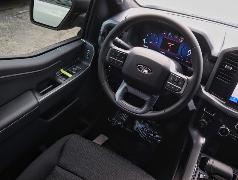 2026 Ford F-150 XLT | 4X4 | 2.7L | 301A | Blk Pkg