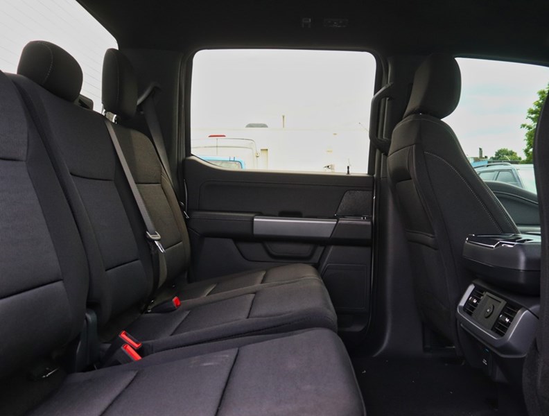 2026 Ford F-150 XLT | 4X4 | 2.7L | 301A | Blk Pkg