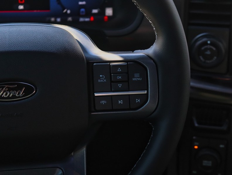 2026 Ford F-150 Lariat | 4X4 | 5.0L | 501A |Blk Pk |Roof |Bed Utl
