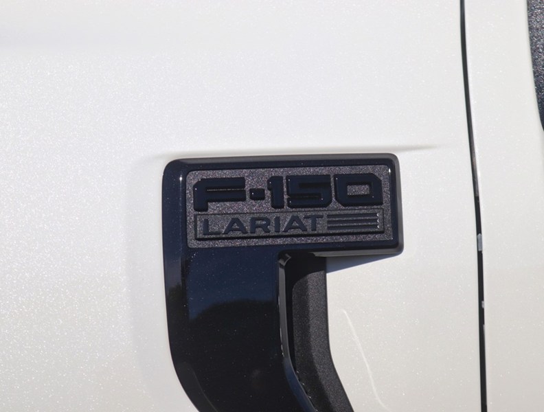 2026 Ford F-150 Lariat | 4X4 | 5.0L | 501A |Blk Pk |Roof |Bed Utl