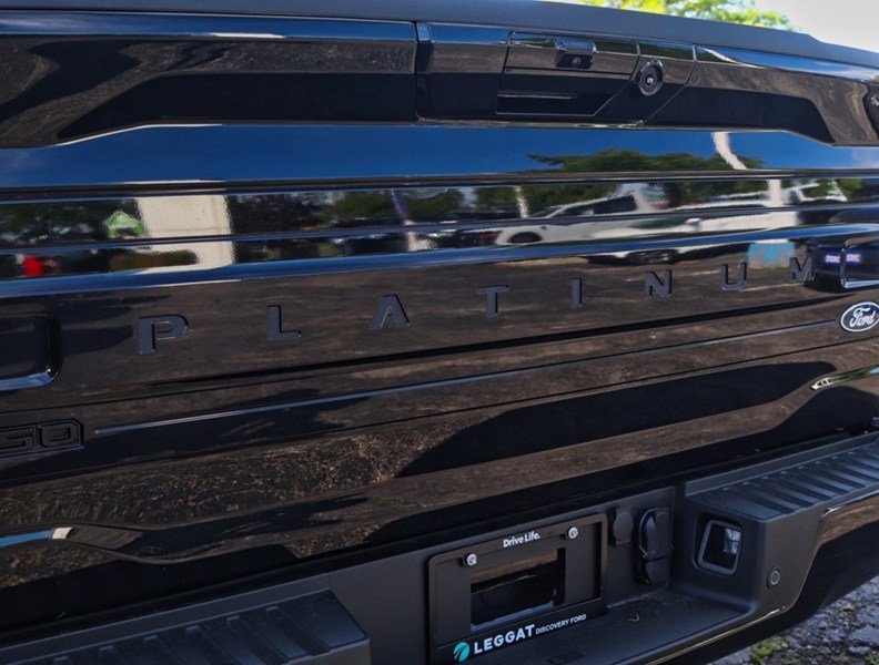 2026 Ford F-150 Platinum | 4X4 | Hybrid | 702A | Roof | Spray |22S