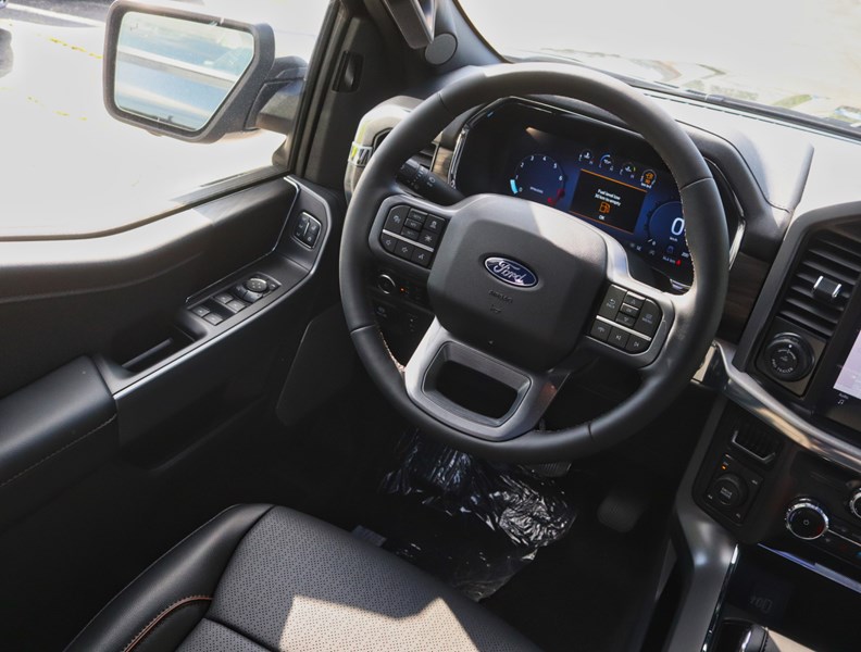 2026 Ford F-150 Lariat | 4X4 | 5.0L | 501A | Roof | Bed Utl