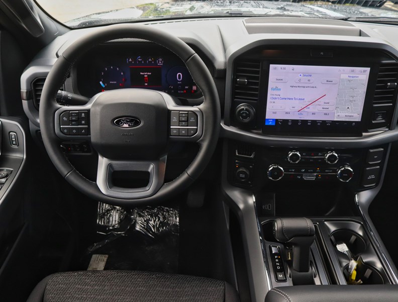 2026 Ford F-150 XLT | 4X4 | 5.0L | 302A | Blk Pk Pls| Bed Utl