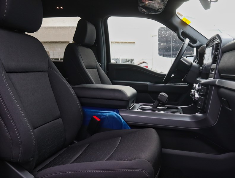 2026 Ford F-150 XLT | 4X4 | 5.0L | 302A | Blk Pk Pls| Bed Utl
