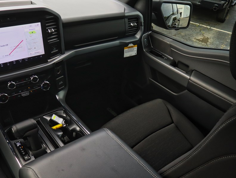 2026 Ford F-150 XLT | 4X4 | 5.0L | 302A | Blk Pk Pls| Bed Utl