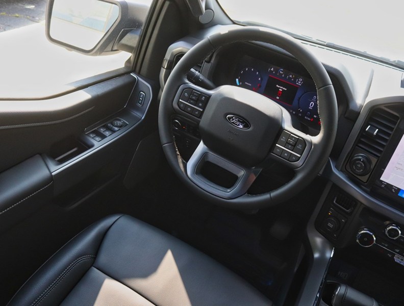 2026 Ford F-150 XLT | 4X4 | 5.0L | 303A | Blk Pk Pls | Roof | Bed