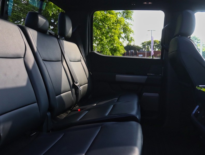 2026 Ford F-150 XLT | 4X4 | 5.0L | 303A | Blk Pk Pls | Roof | Bed