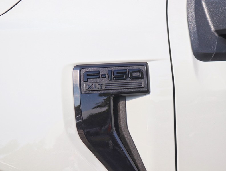 2026 Ford F-150 XLT | 4X4 | 5.0L | 303A | Blk Pk Pls | Roof | Bed