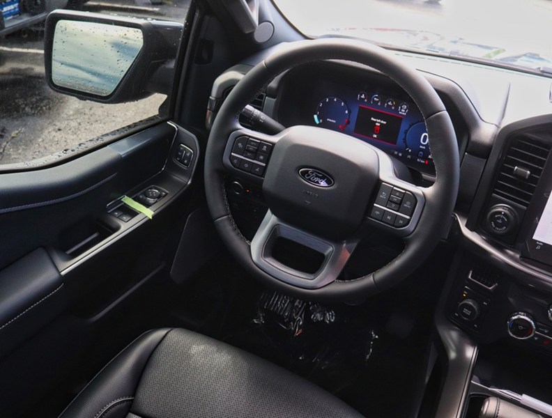 2026 Ford F-150 Lariat | 4X4 | 5.0L | 501A |Blk Pk |Roof |Bed Utl