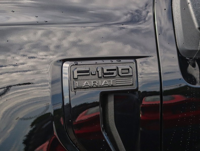 2026 Ford F-150 Lariat | 4X4 | 5.0L | 501A |Blk Pk |Roof |Bed Utl