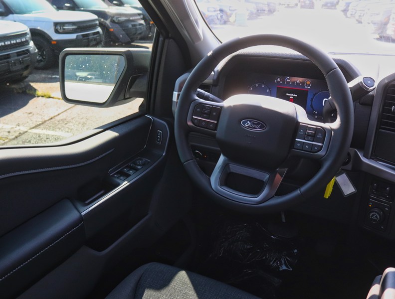 2026 Ford F-150 XLT | 4X4 | 3.5L | 301A | 157 | Tow/Haul | R Brds