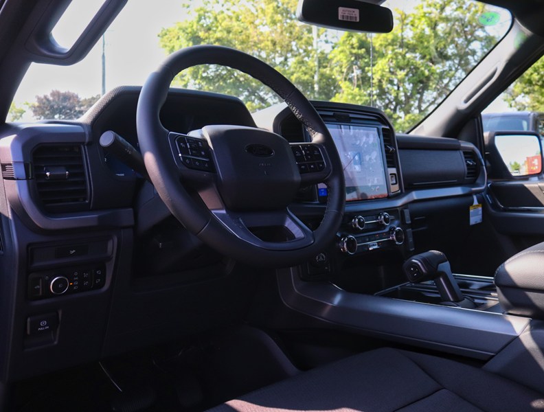 2026 Ford F-150 XLT | 4X4 | 3.5L | 302A | 157 | Blk Pk Pls | Tow/H