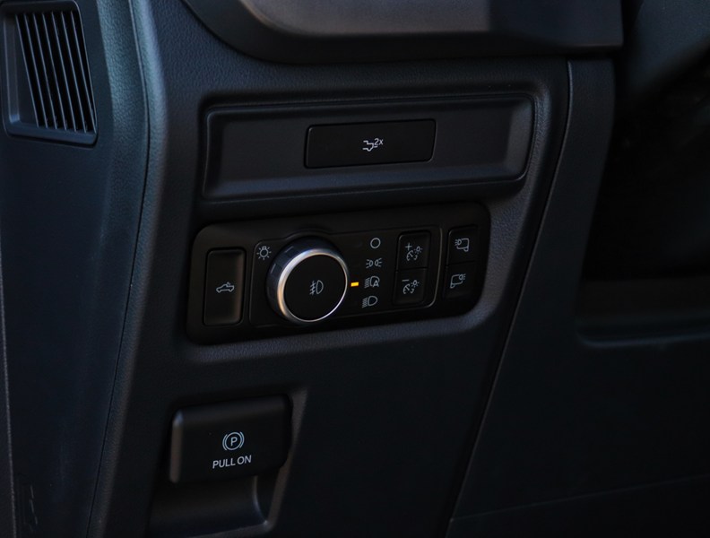 2026 Ford F-150 XLT | 4X4 | 5.0L | 302A | Blk Pk Pls | Bed Utl