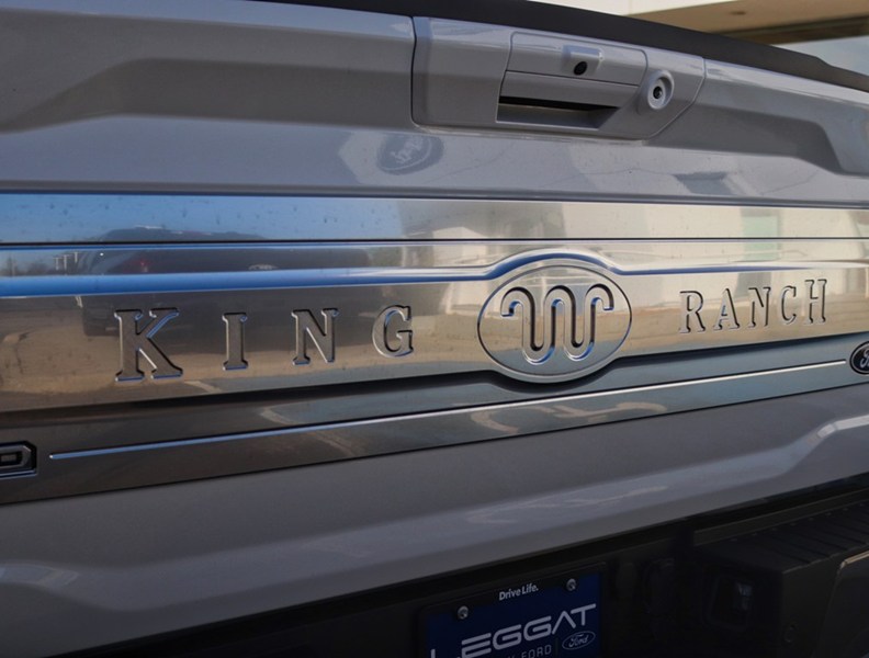 2026 Ford F-150 King Ranch | 4X4 | 3.5L | Roof | Fx4 | Spray In