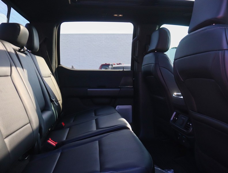 2026 Ford F-150 Lariat | 4X4 | Hybrid | 502A | Blk Pk | Roof|7.2Kw