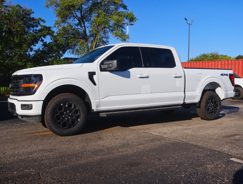 2026 Ford F-150 XLT | 4X4 | 3.5L | 301A | 157 | Blk Pk | Tow/Haul