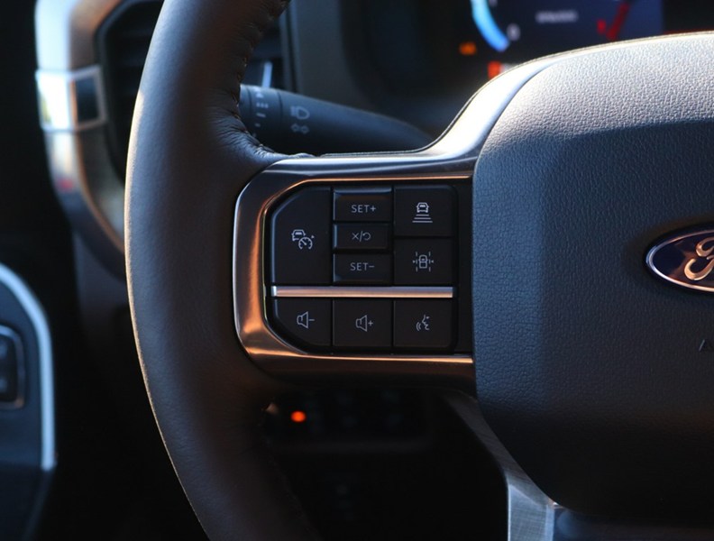 2026 Ford F-150 King Ranch | 4X4 | 3.5L | Roof | Hud | Fx4